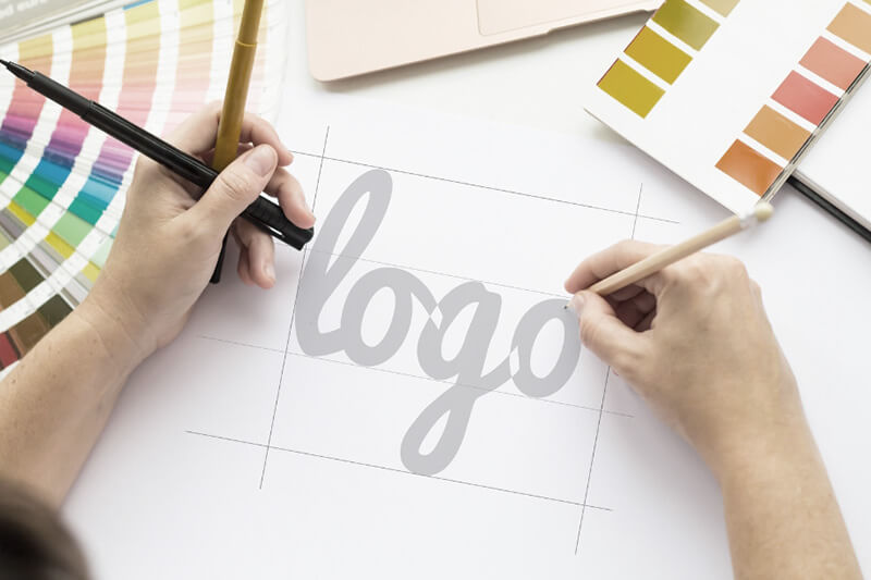 diseñamos tu logotipo y branding